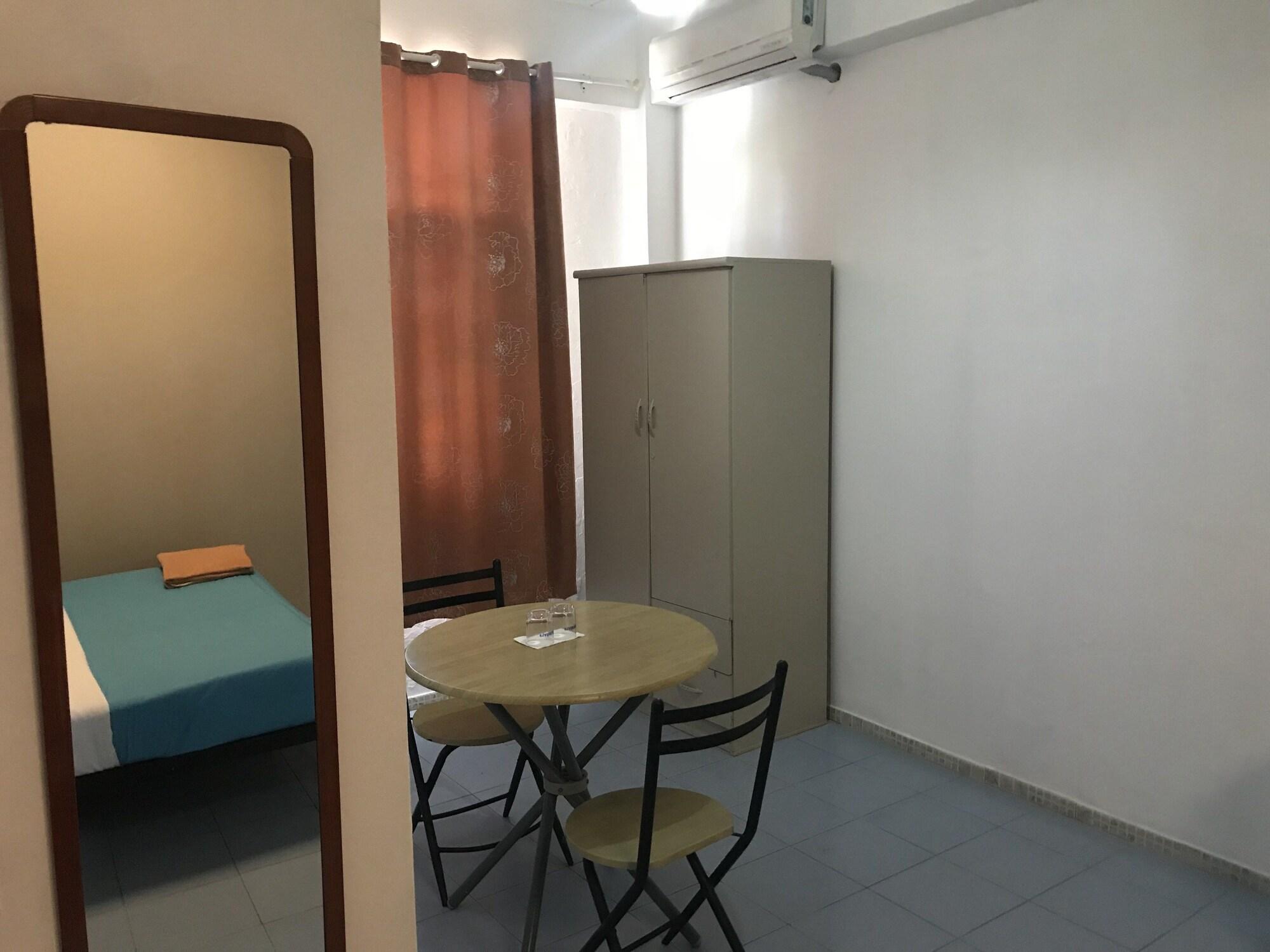 Seaview Hotel Pantai Jomtien Bagian luar foto