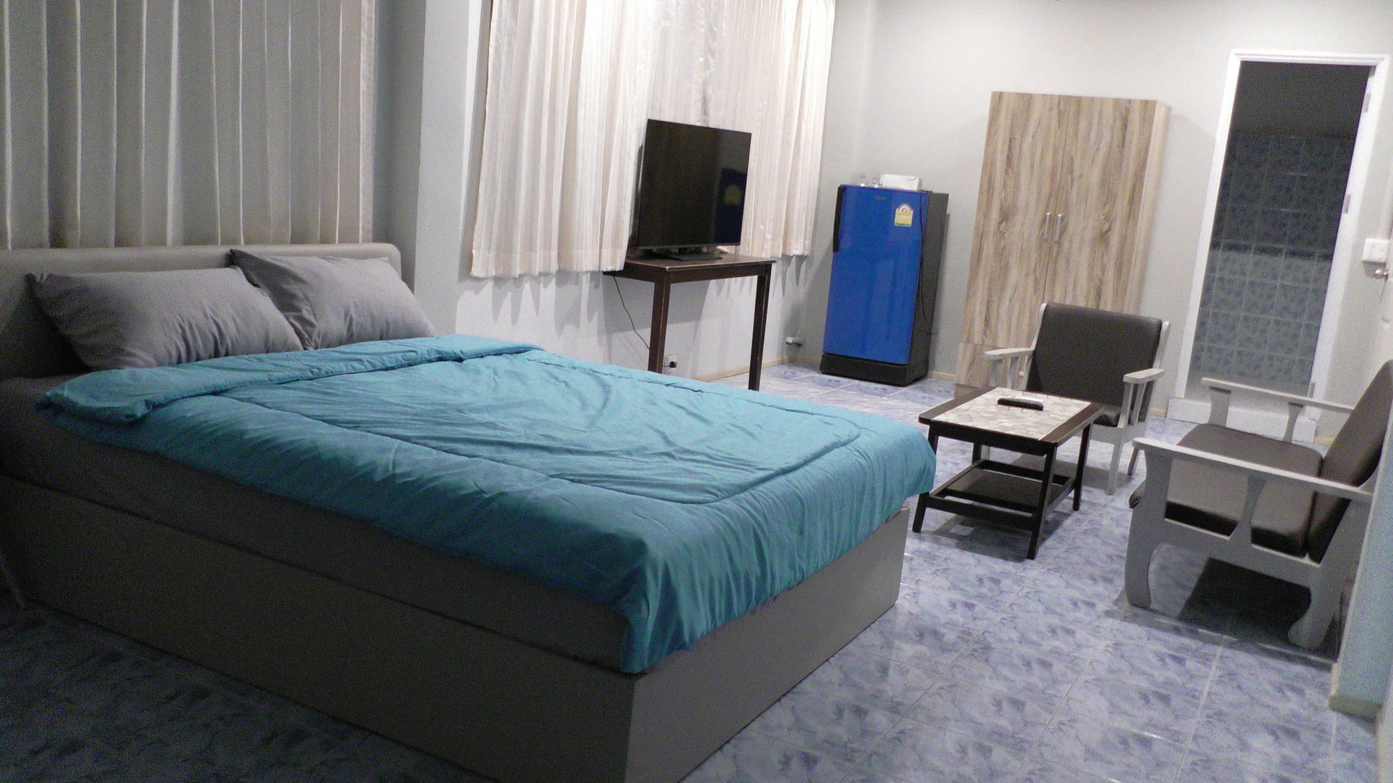 Seaview Hotel Pantai Jomtien Bagian luar foto